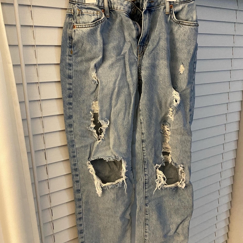 Forever 21 Light Blue Distressed Boyfriend Jeans